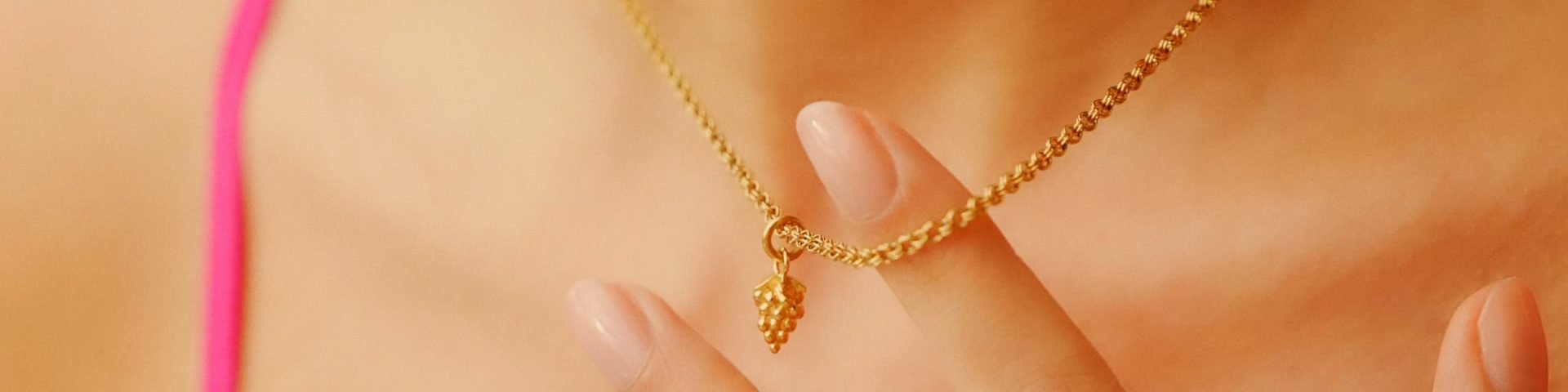 cluse_all_60s_v1.00_00_42_01.still013