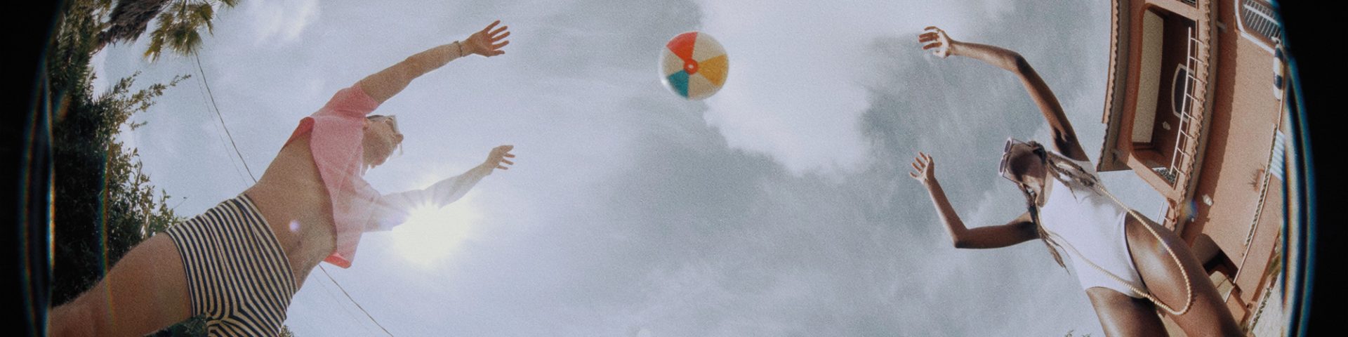 komono_v2_16x9_final.00_00_06_19.still010