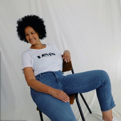 levi’s_300plus_video_1_v301_(1×1).00_00_10_04.still004